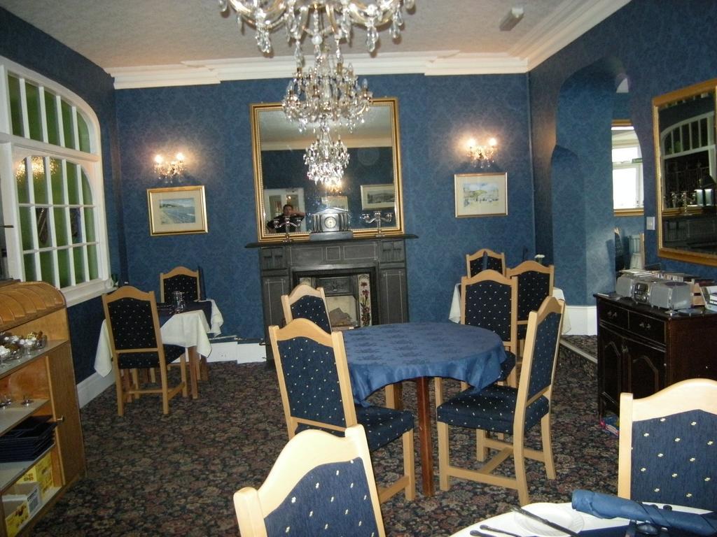 Headlands 3*